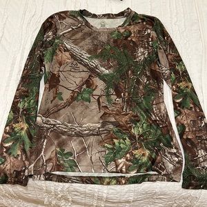 Two women’s camouflage hunting t shirts.